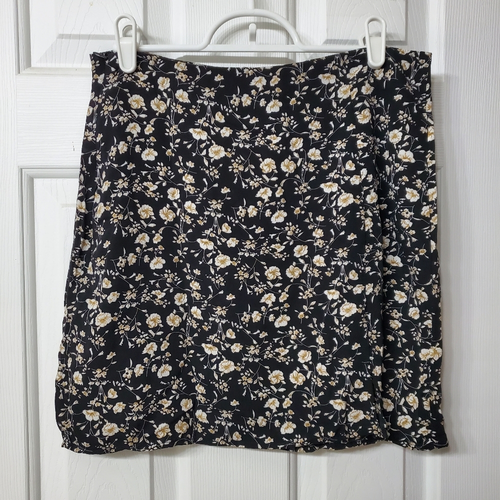 🐸$2🐸Mini Skirt